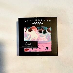 *NEW* Finchberry Spark Soap -  Spark (Jasmine & Orange) -Handcrafted -4.5 oz Bar